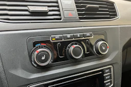 harmaa Volkswagen Caddy Maxi 2017 kuva 14.