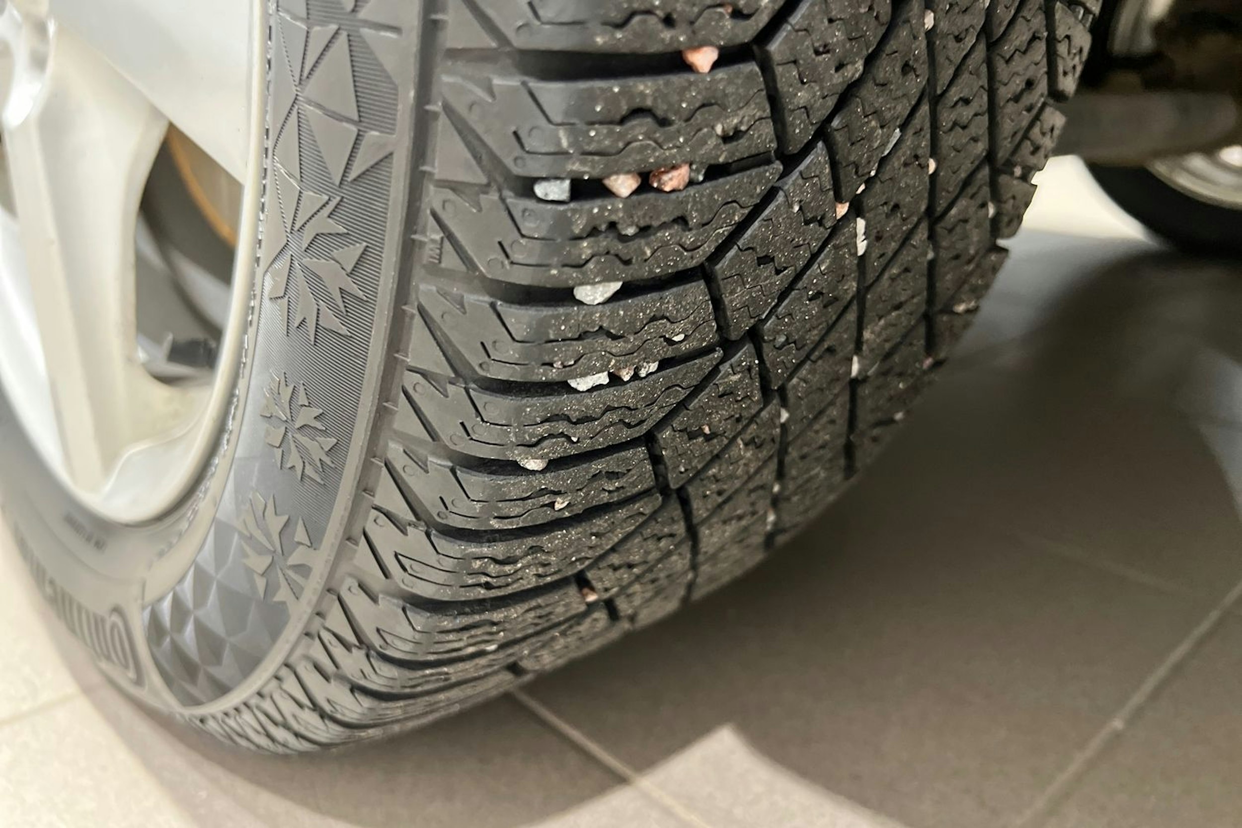 musta Volkswagen Caddy Maxi 2017 kuva 23.