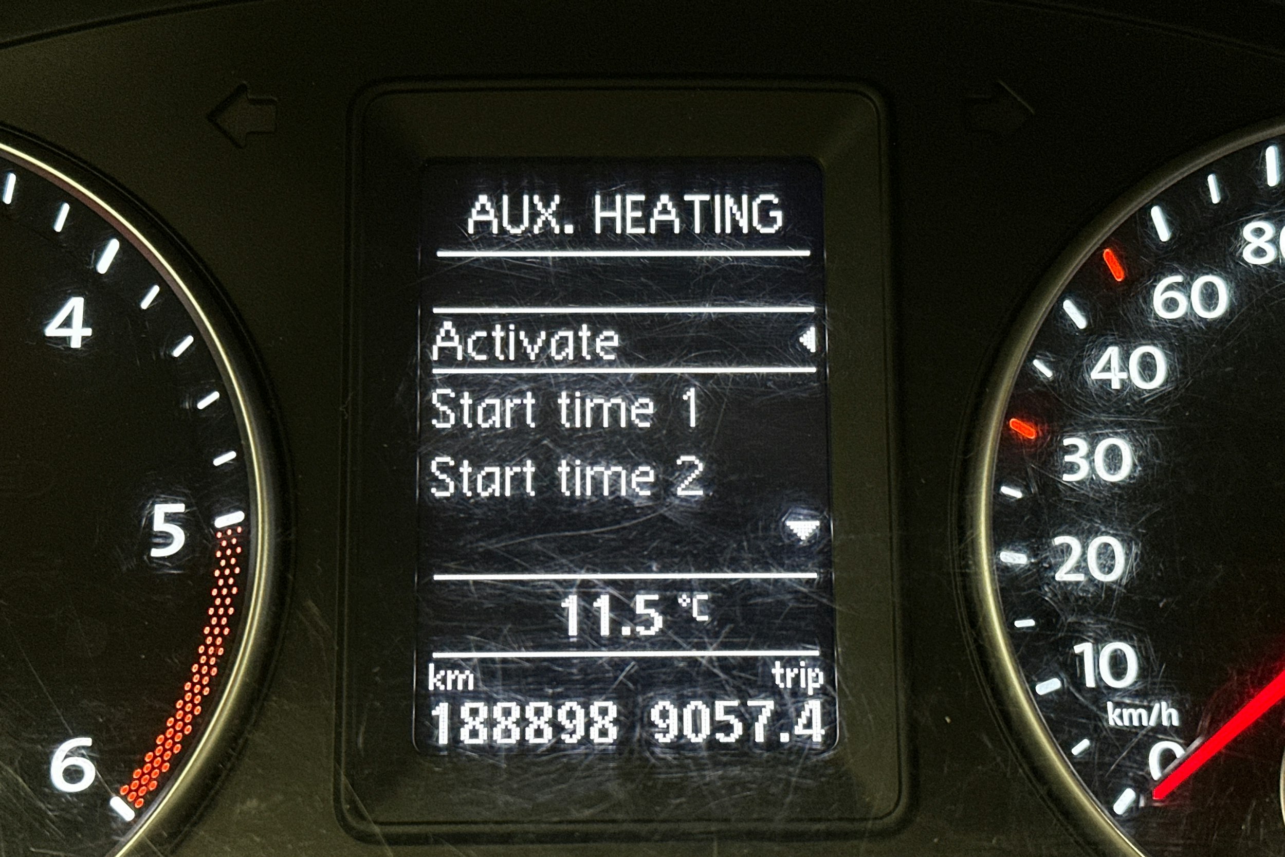 valkoinen Volkswagen Caddy Maxi 2018 kuva 19.