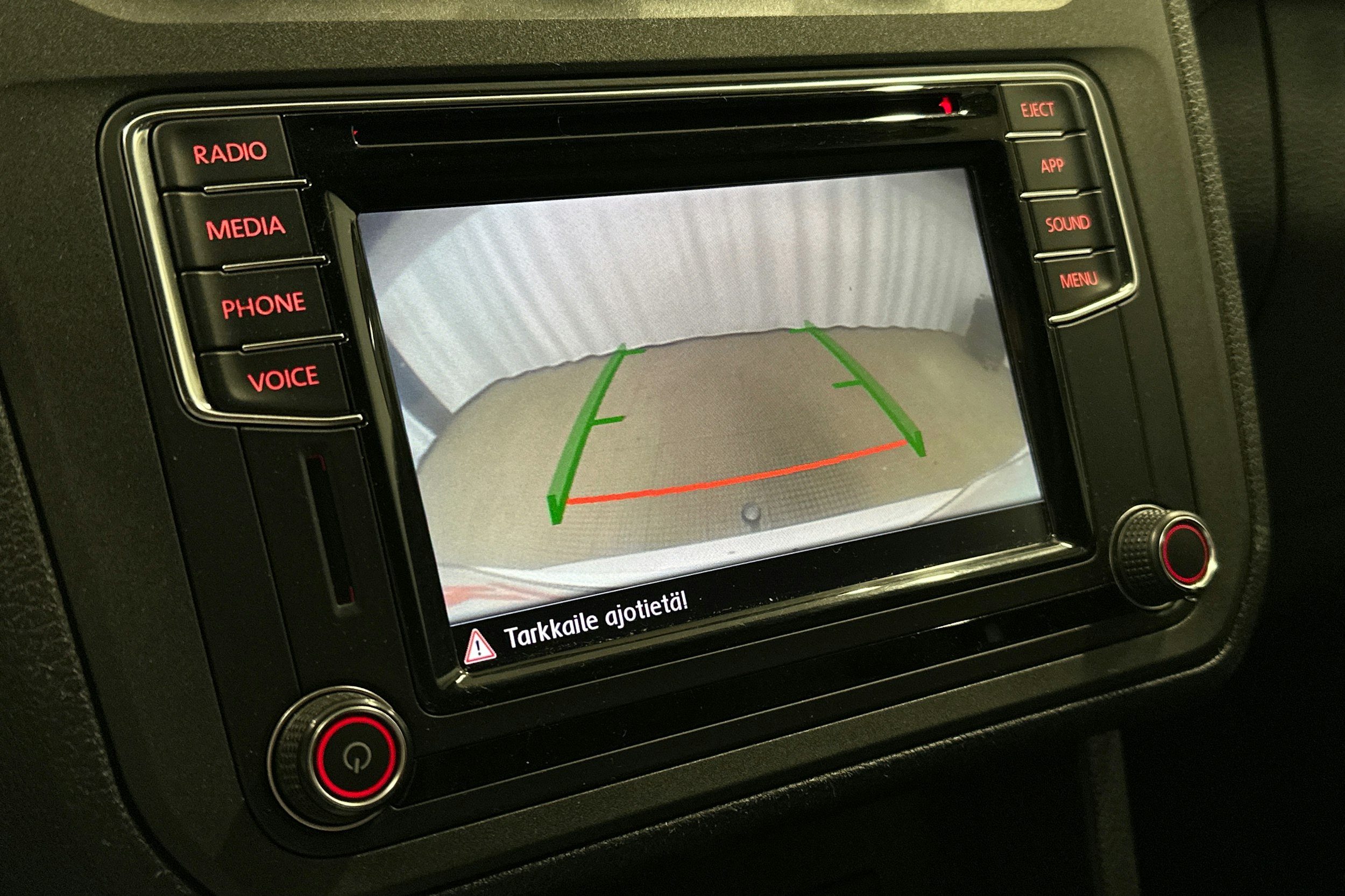 valkoinen Volkswagen Caddy Maxi 2018 kuva 21.