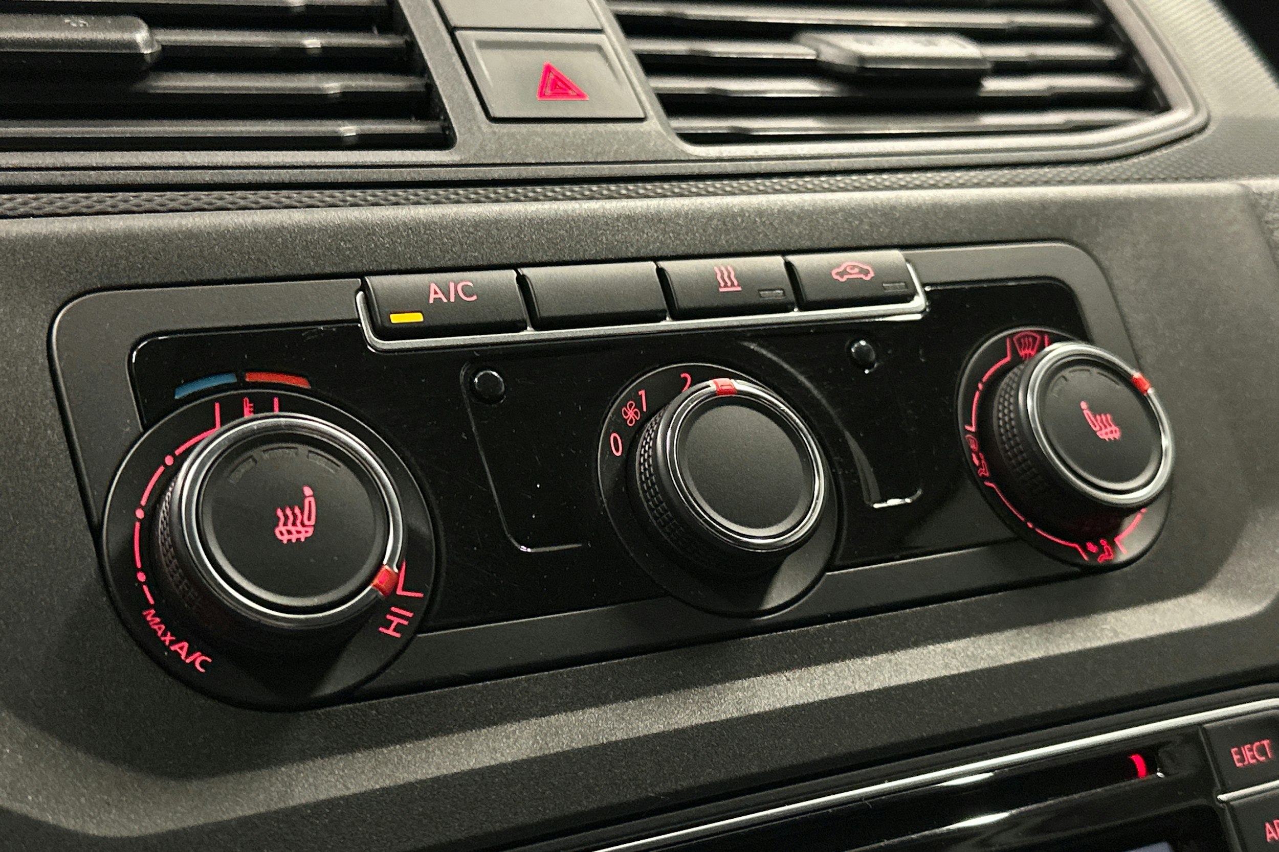 valkoinen Volkswagen Caddy Maxi 2018 kuva 22.