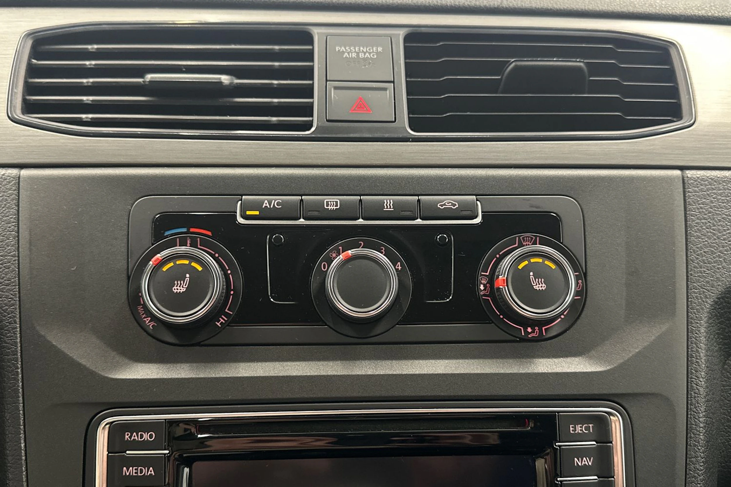harmaa Volkswagen Caddy Maxi 2018 kuva 21.