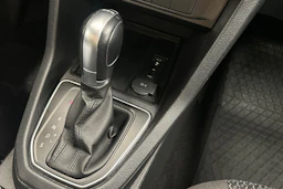 harmaa Volkswagen Caddy Maxi 2018 kuva 25.