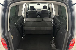harmaa Volkswagen Caddy Maxi 2018 kuva 26.