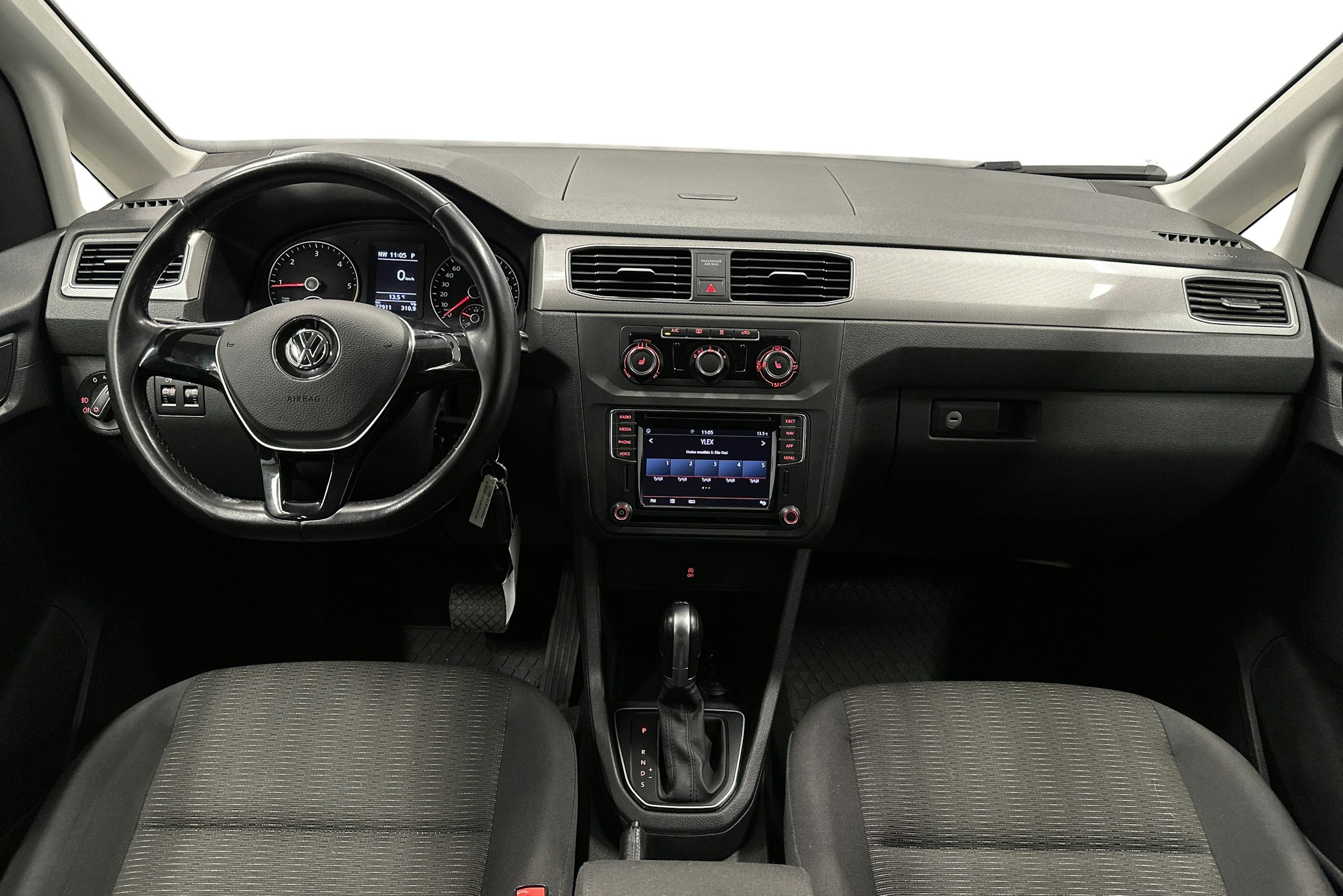 sininen Volkswagen Caddy Maxi 2018 kuva 9.