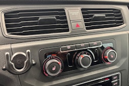 met. sininen Volkswagen Caddy Maxi 2018 kuva 23.