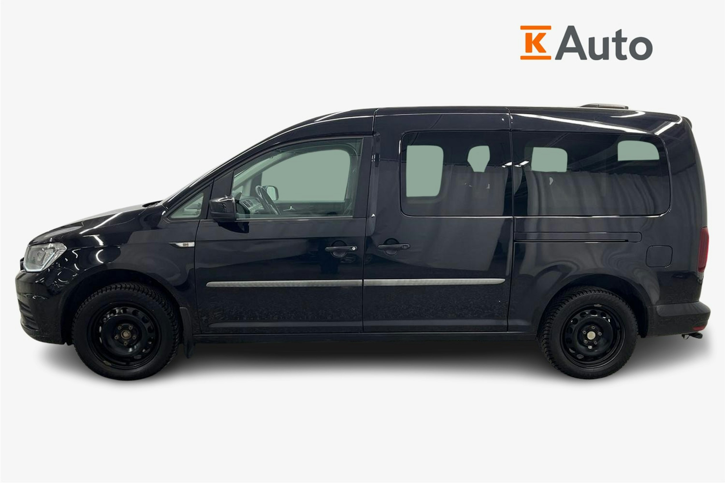 musta Volkswagen Caddy Maxi 2018 kuva 6.
