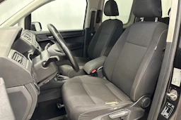 musta Volkswagen Caddy Maxi 2018 kuva 13.