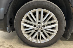 musta Volkswagen Caddy Maxi 2018 kuva 23.