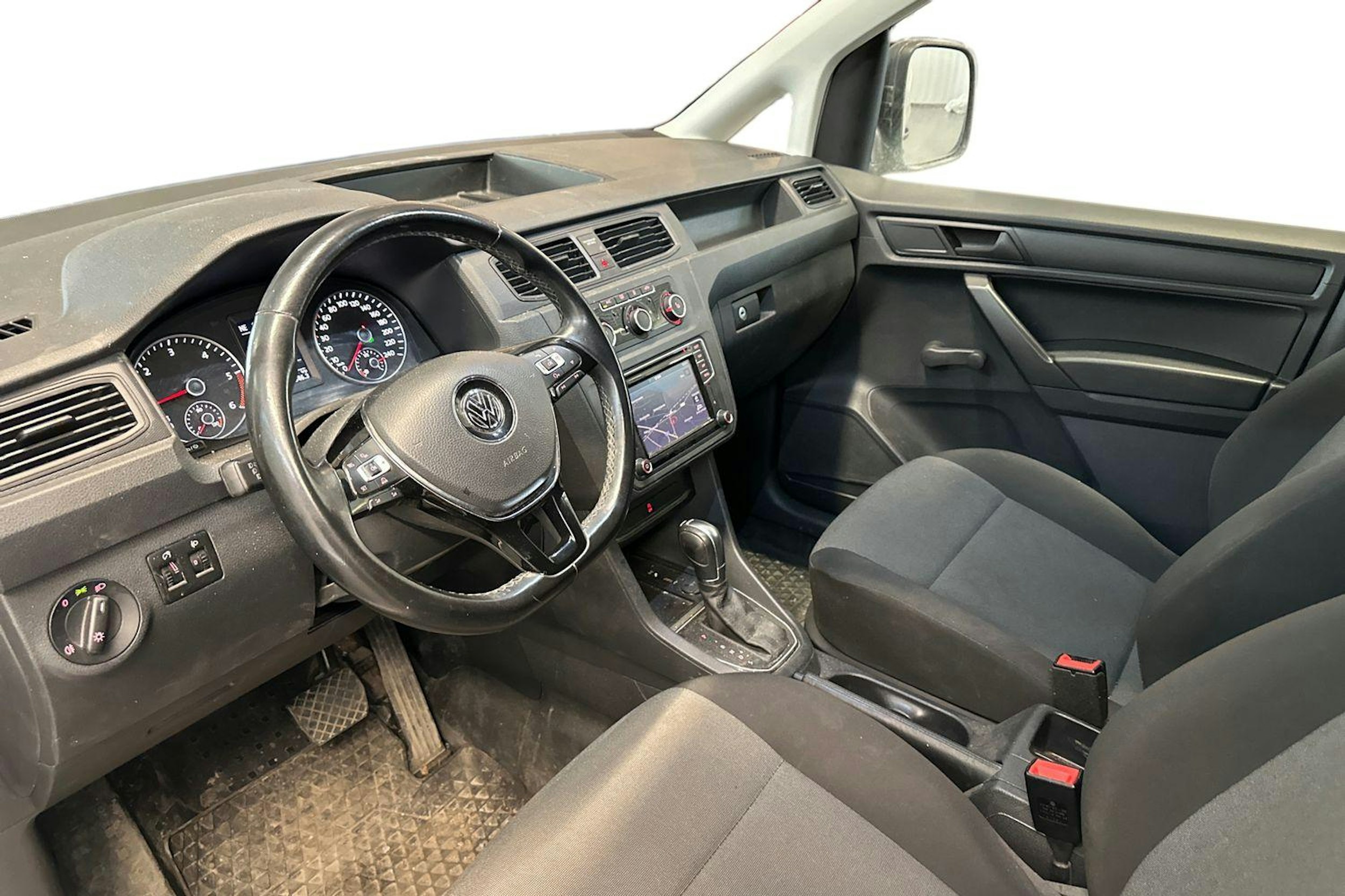 valkoinen Volkswagen Caddy Maxi 2018 kuva 3.