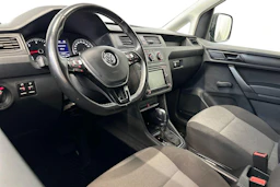 Valkoinen Volkswagen Caddy Maxi 2018 kuva 6.
