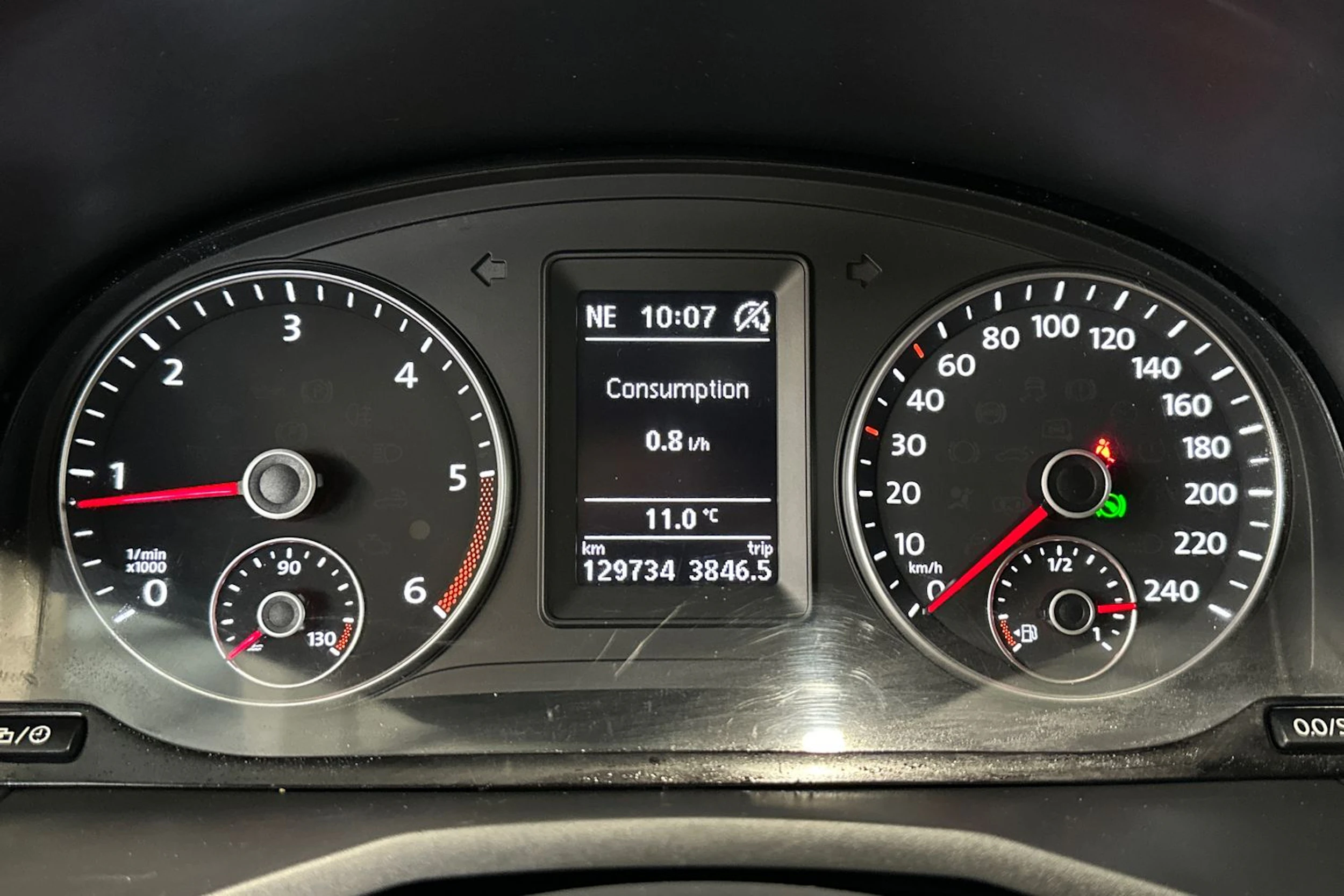 Valkoinen Volkswagen Caddy Maxi 2018 kuva 12.