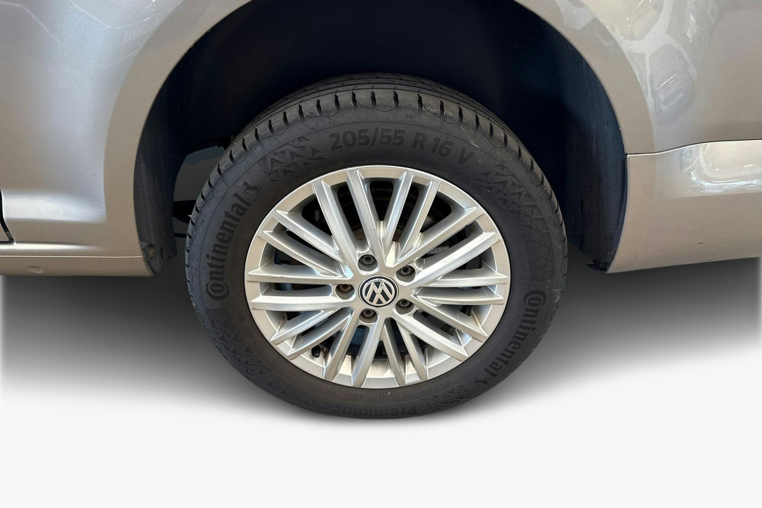 ruskea (beige) Volkswagen Caddy Maxi 2018 kuva 11.