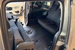 ruskea (beige) Volkswagen Caddy Maxi 2018 kuva 21.