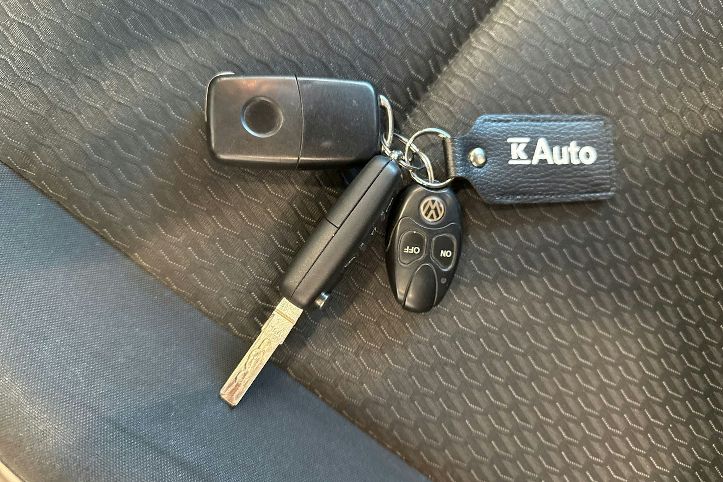 ruskea (beige) Volkswagen Caddy Maxi 2018 kuva 28.