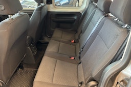 Ruskea (beige) Volkswagen Caddy Maxi 2018 kuva 8.