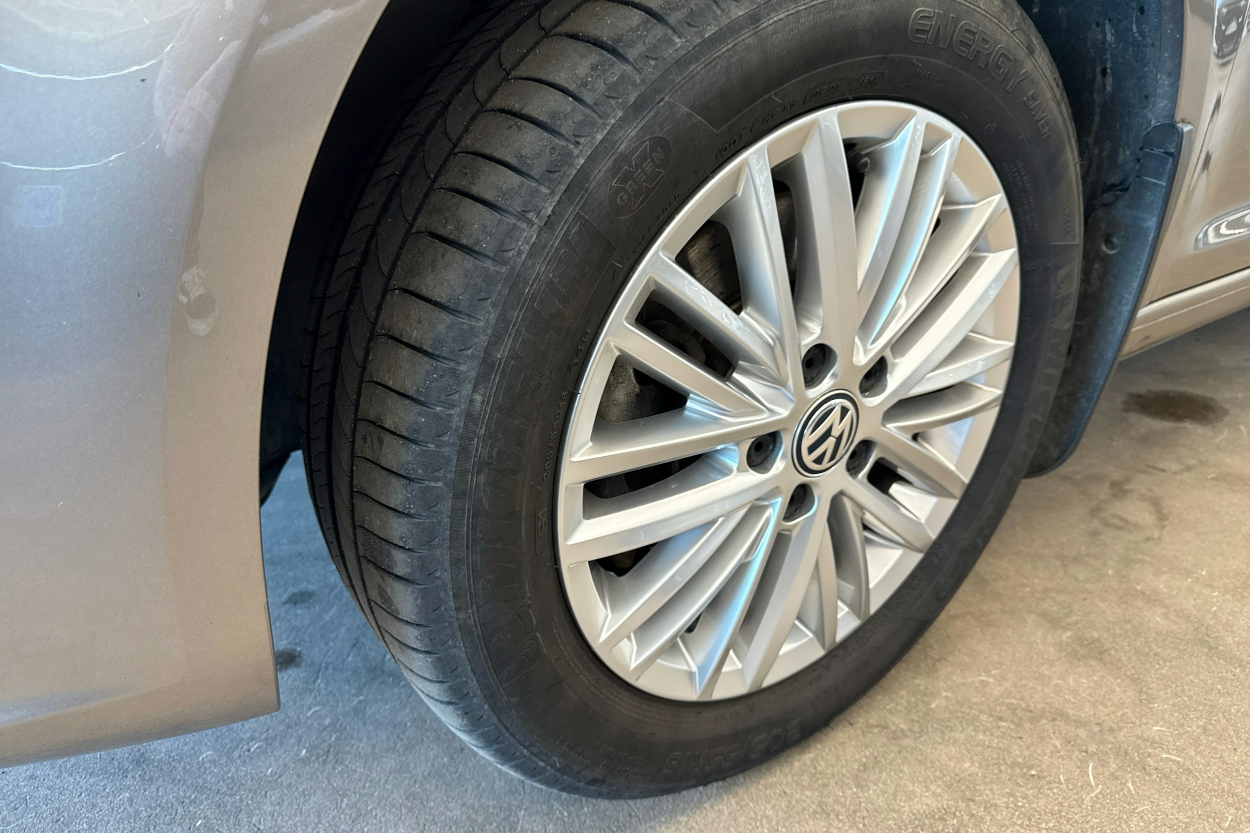 Ruskea (beige) Volkswagen Caddy Maxi 2018 kuva 10.