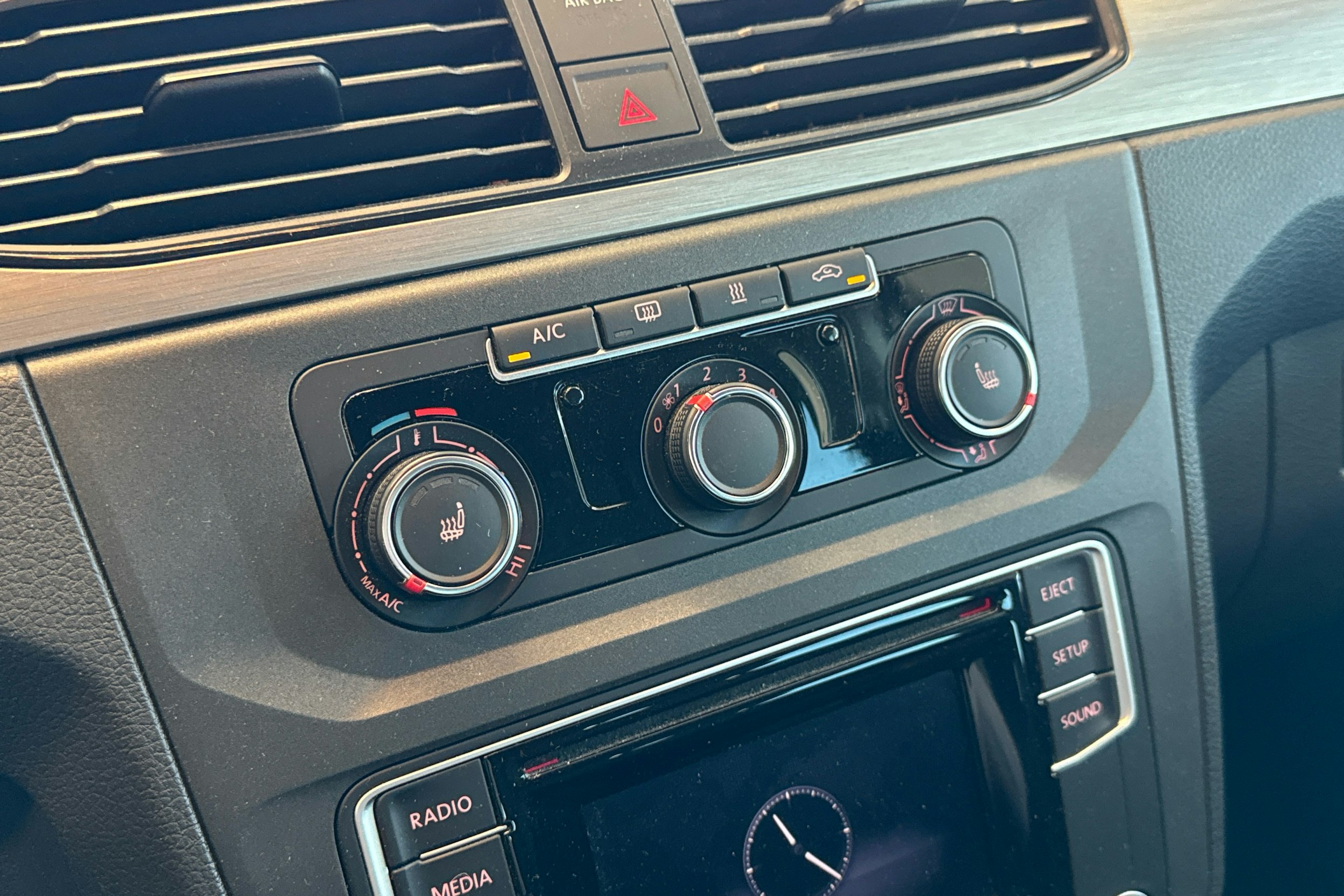 Ruskea (beige) Volkswagen Caddy Maxi 2018 kuva 14.