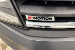 Valkoinen Volkswagen Caddy Maxi 2018 kuva 16.