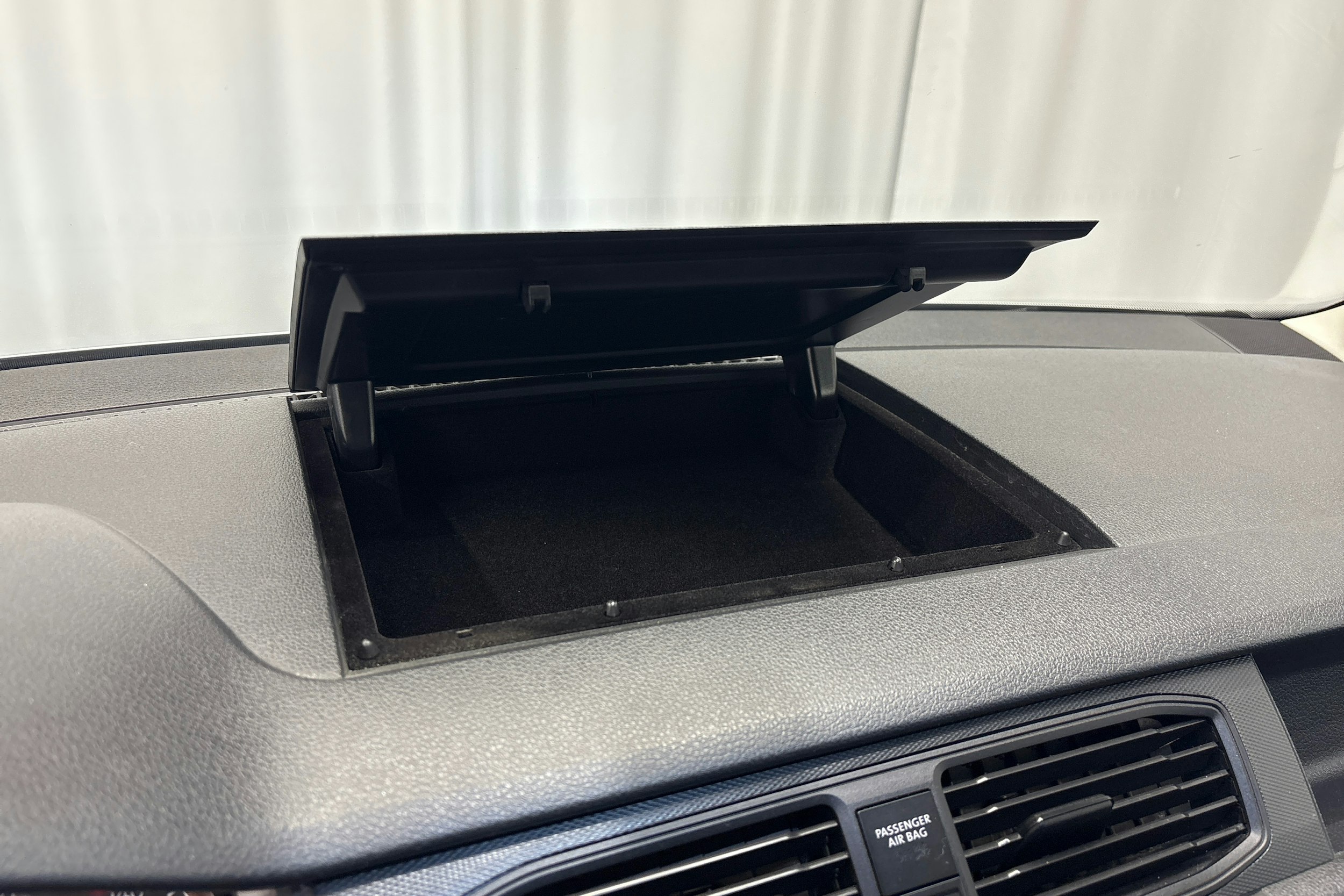 hopea Volkswagen Caddy Maxi 2018 kuva 21.