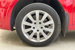 punainen Volkswagen Caddy Maxi 2018 kuva 11.