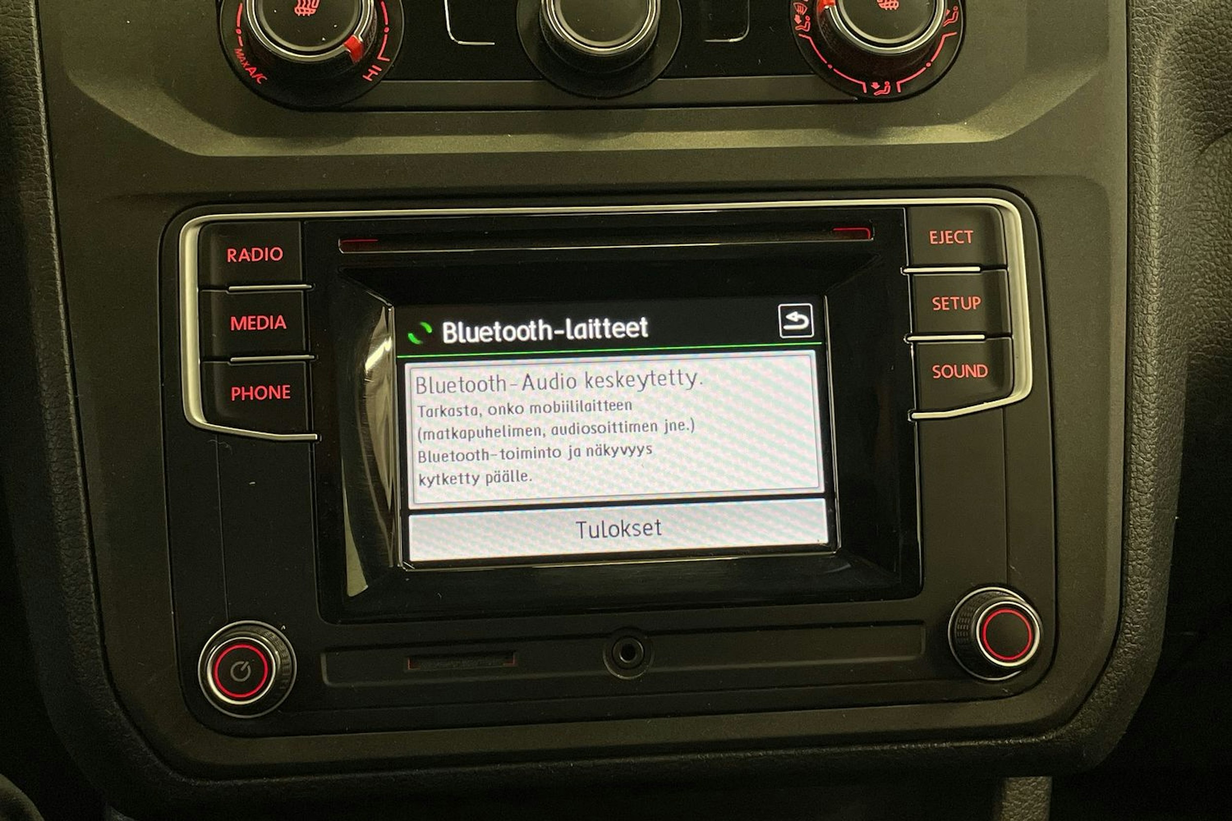 punainen Volkswagen Caddy Maxi 2018 kuva 22.