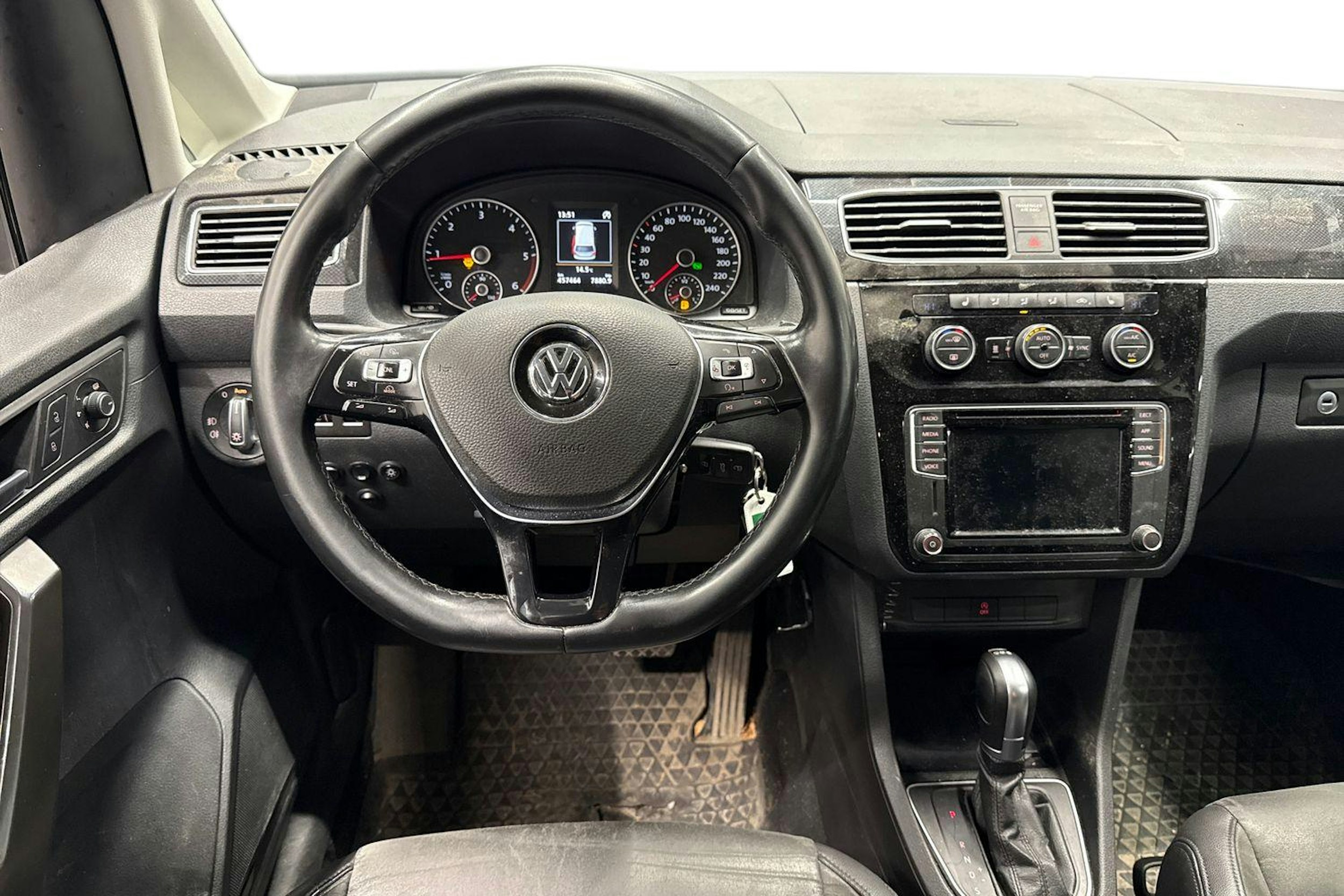 met. musta Volkswagen Caddy Maxi 2019 kuva 9.