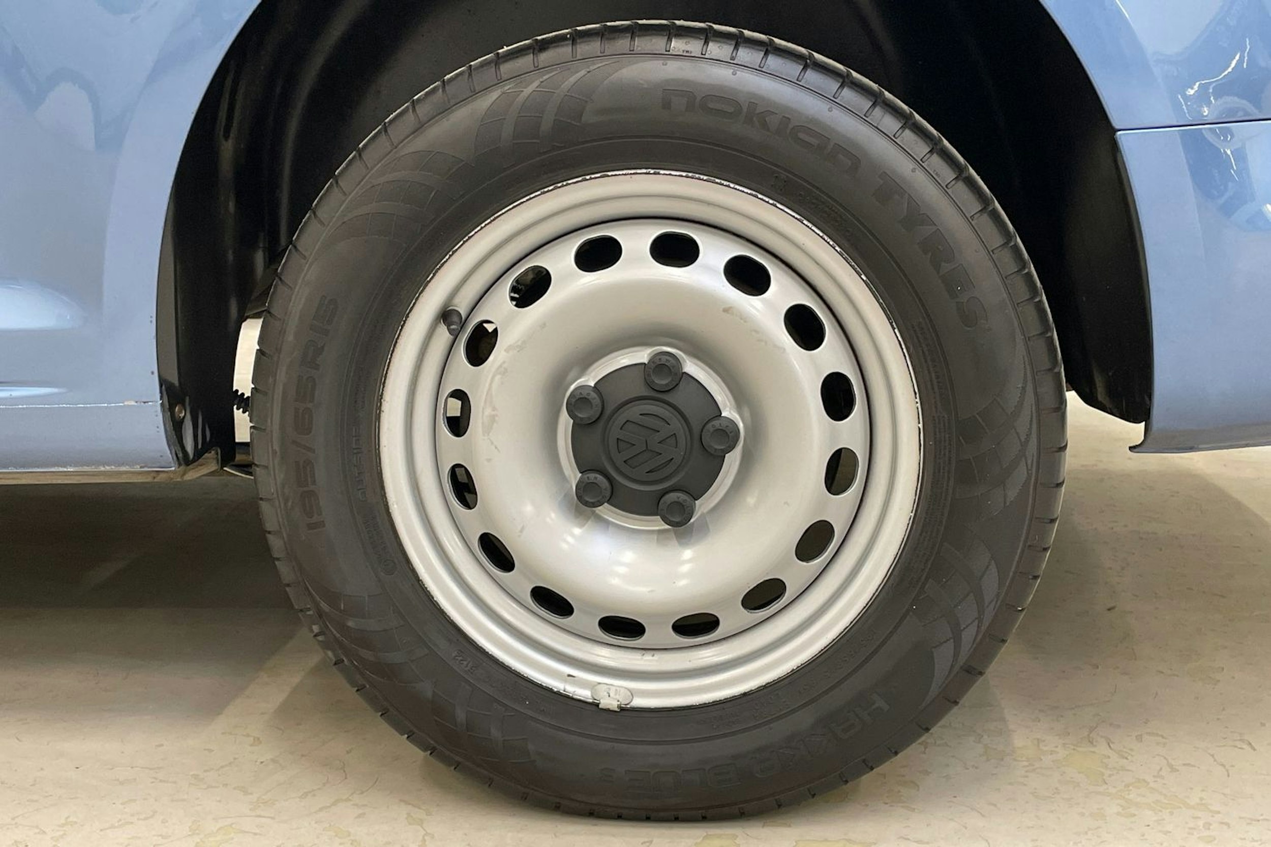 met. sininen Volkswagen Caddy Maxi 2019 kuva 9.