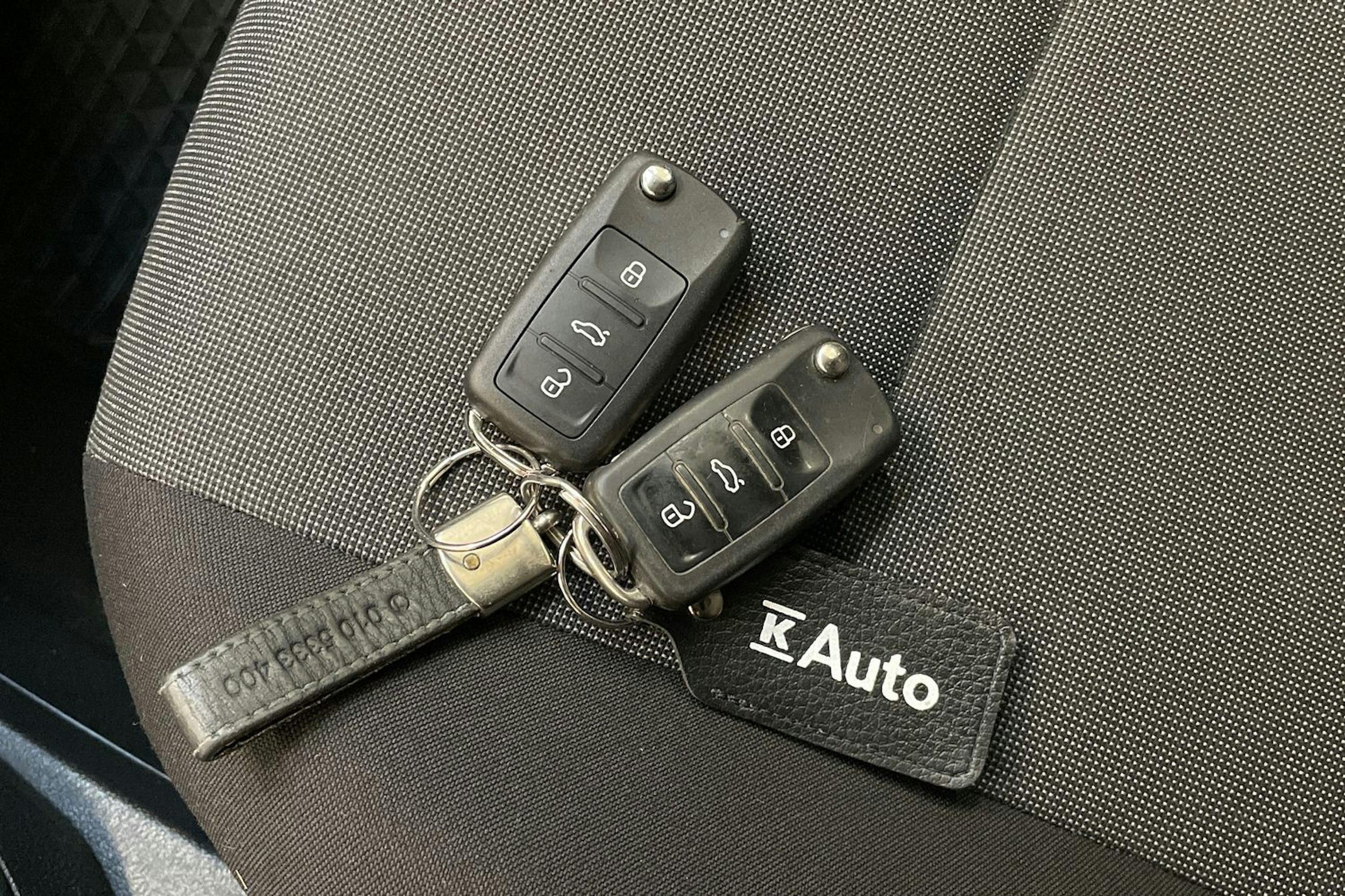 met. sininen Volkswagen Caddy Maxi 2019 kuva 21.