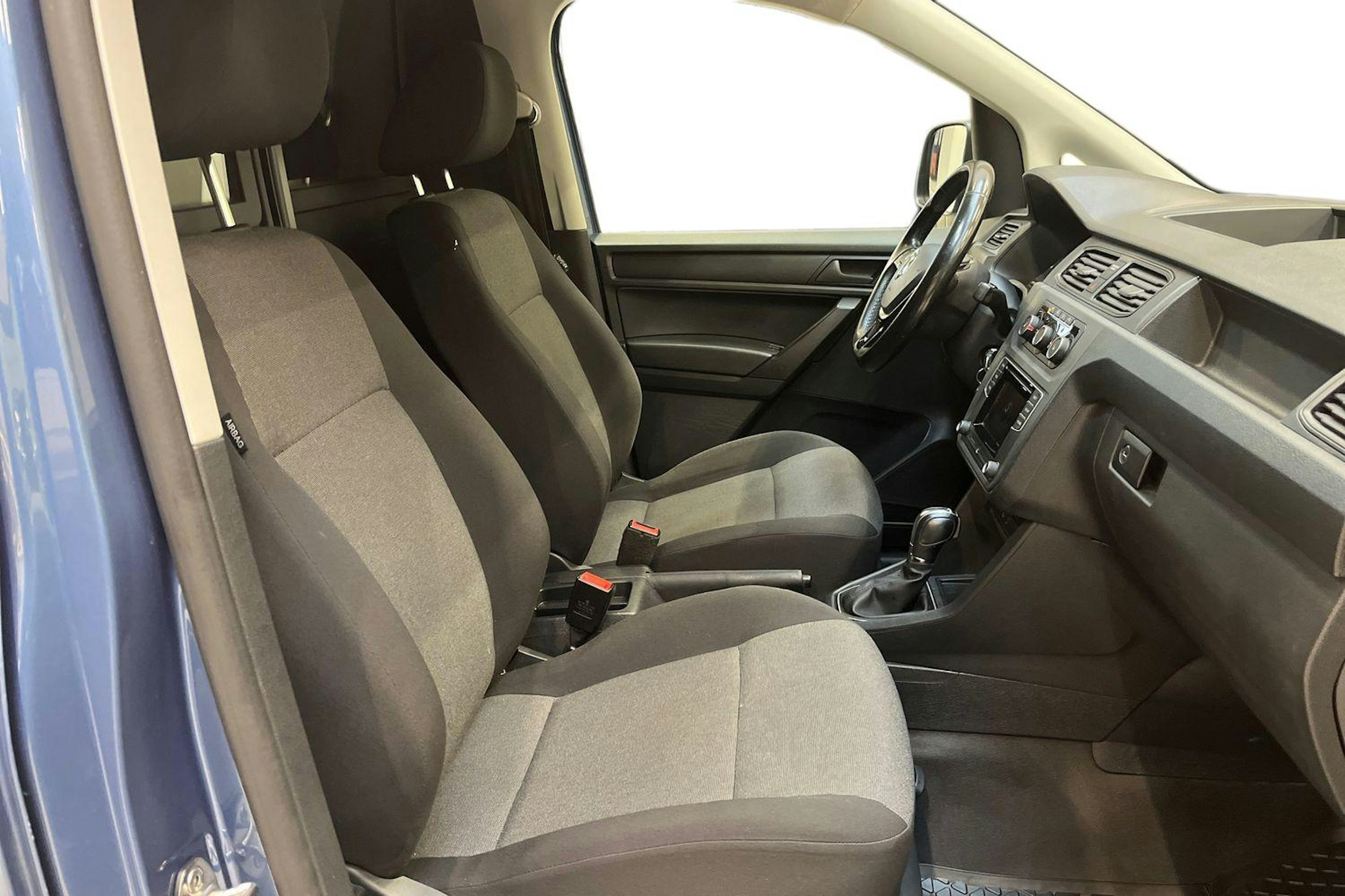 met. sininen Volkswagen Caddy Maxi 2019 kuva 10.