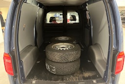 met. sininen Volkswagen Caddy Maxi 2019 kuva 15.