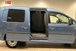 Sininen Volkswagen Caddy Maxi 2019 kuva 20.