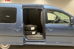 Sininen Volkswagen Caddy Maxi 2019 kuva 16.