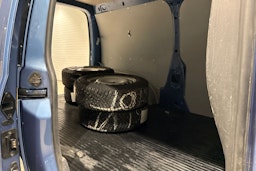 Sininen Volkswagen Caddy Maxi 2019 kuva 15.