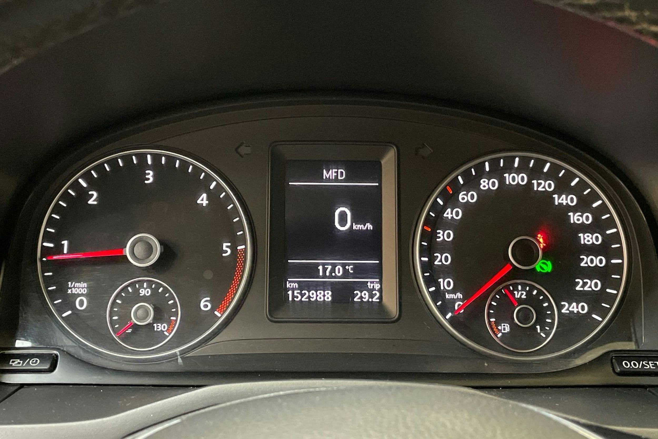 sininen Volkswagen Caddy Maxi 2019 kuva 13.