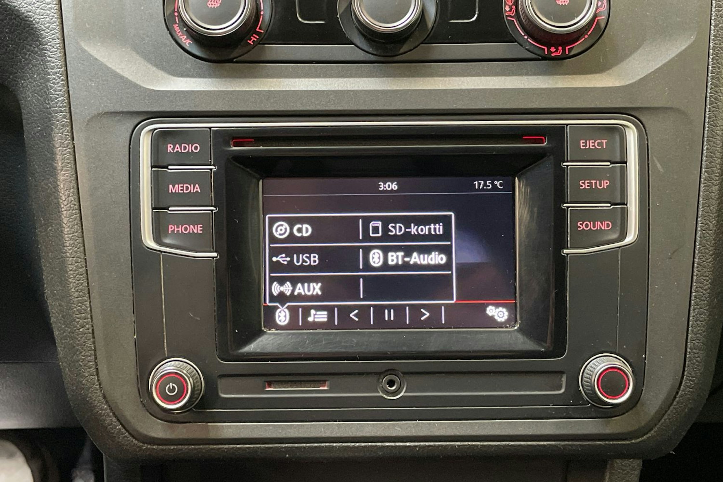 sininen Volkswagen Caddy Maxi 2019 kuva 17.