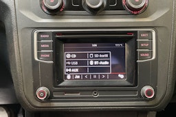 sininen Volkswagen Caddy Maxi 2019 kuva 17.