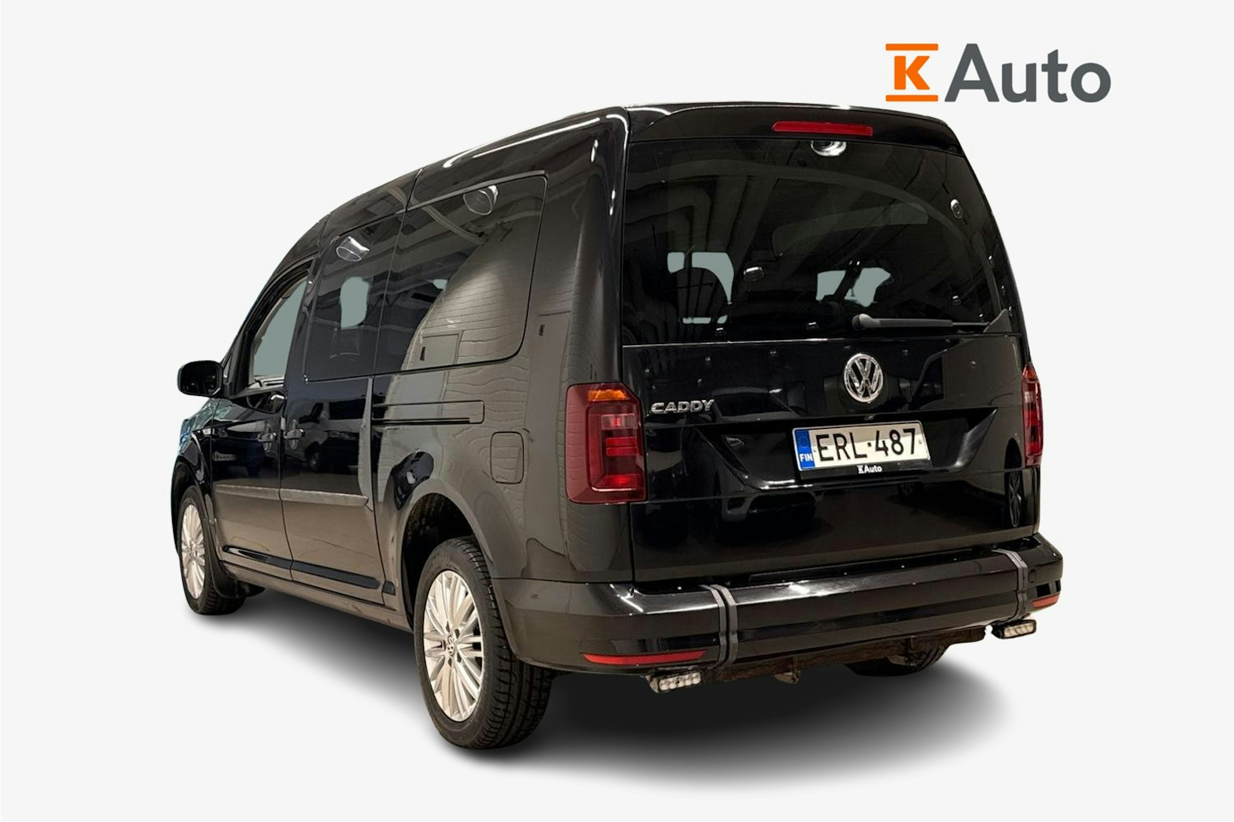 Musta Volkswagen Caddy Maxi 2019 kuva 3.