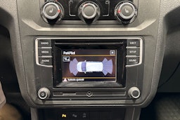 Sininen Volkswagen Caddy Maxi 2019 kuva 21.