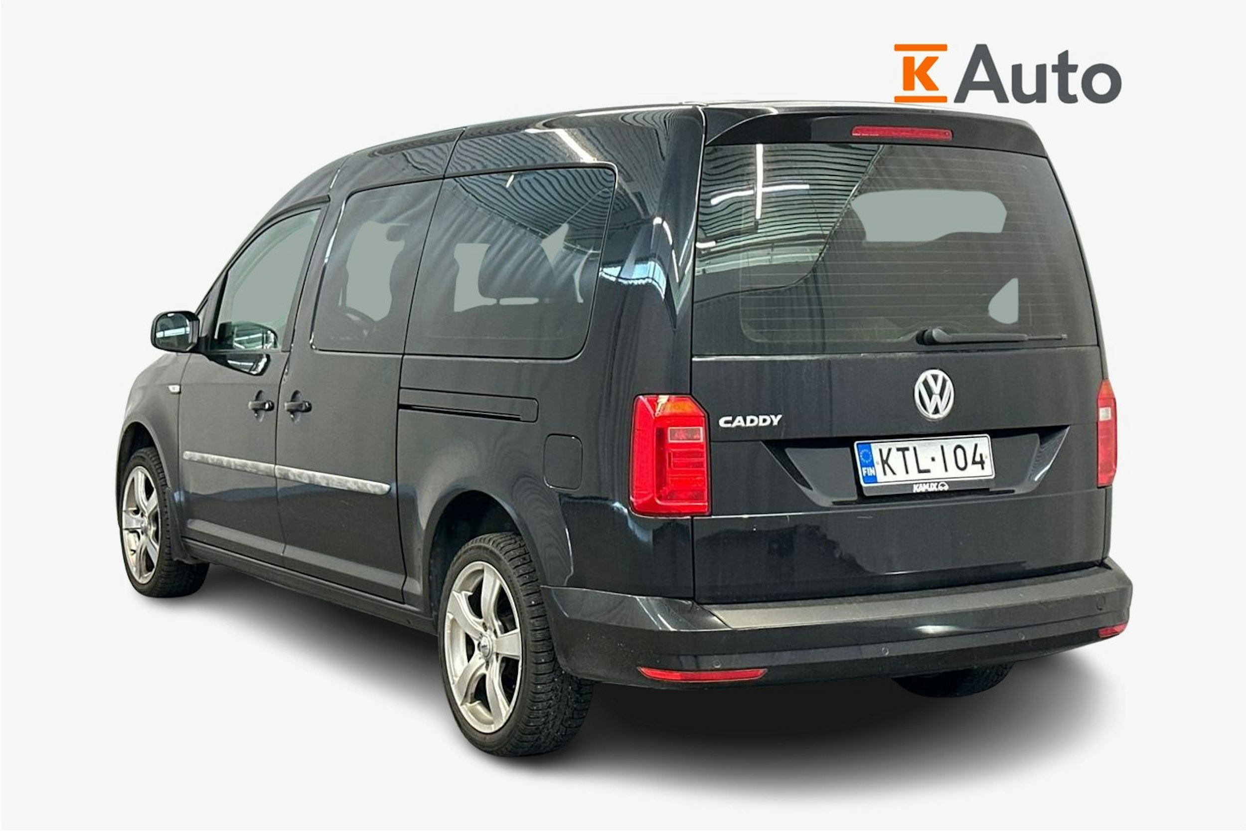 musta Volkswagen Caddy Maxi 2019 kuva 2.