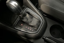 musta Volkswagen Caddy Maxi 2019 kuva 22.