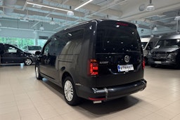 Musta Volkswagen Caddy Maxi 2019 kuva 14.