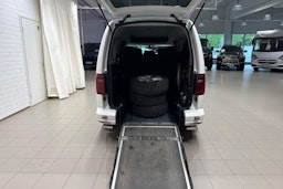 valkoinen Volkswagen Caddy Maxi 2019 kuva 11.