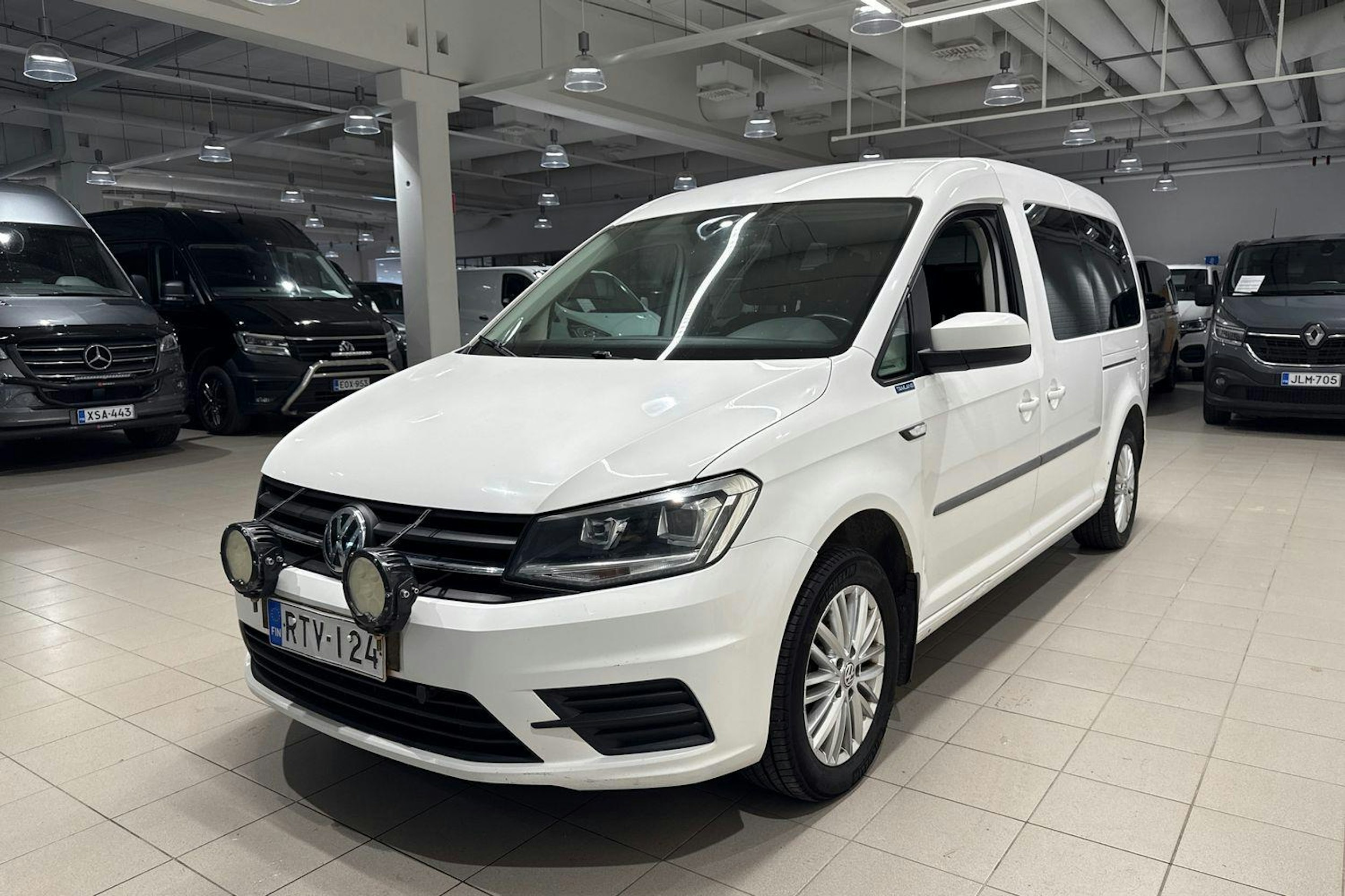 valkoinen Volkswagen Caddy Maxi 2019 kuva 14.