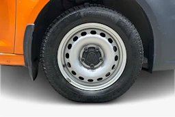 Oranssi Volkswagen Caddy Maxi 2019 kuva 12.