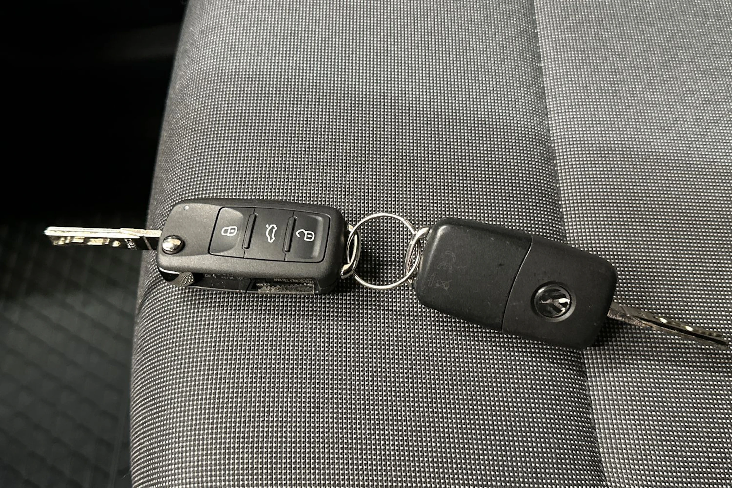 Oranssi Volkswagen Caddy Maxi 2019 kuva 22.