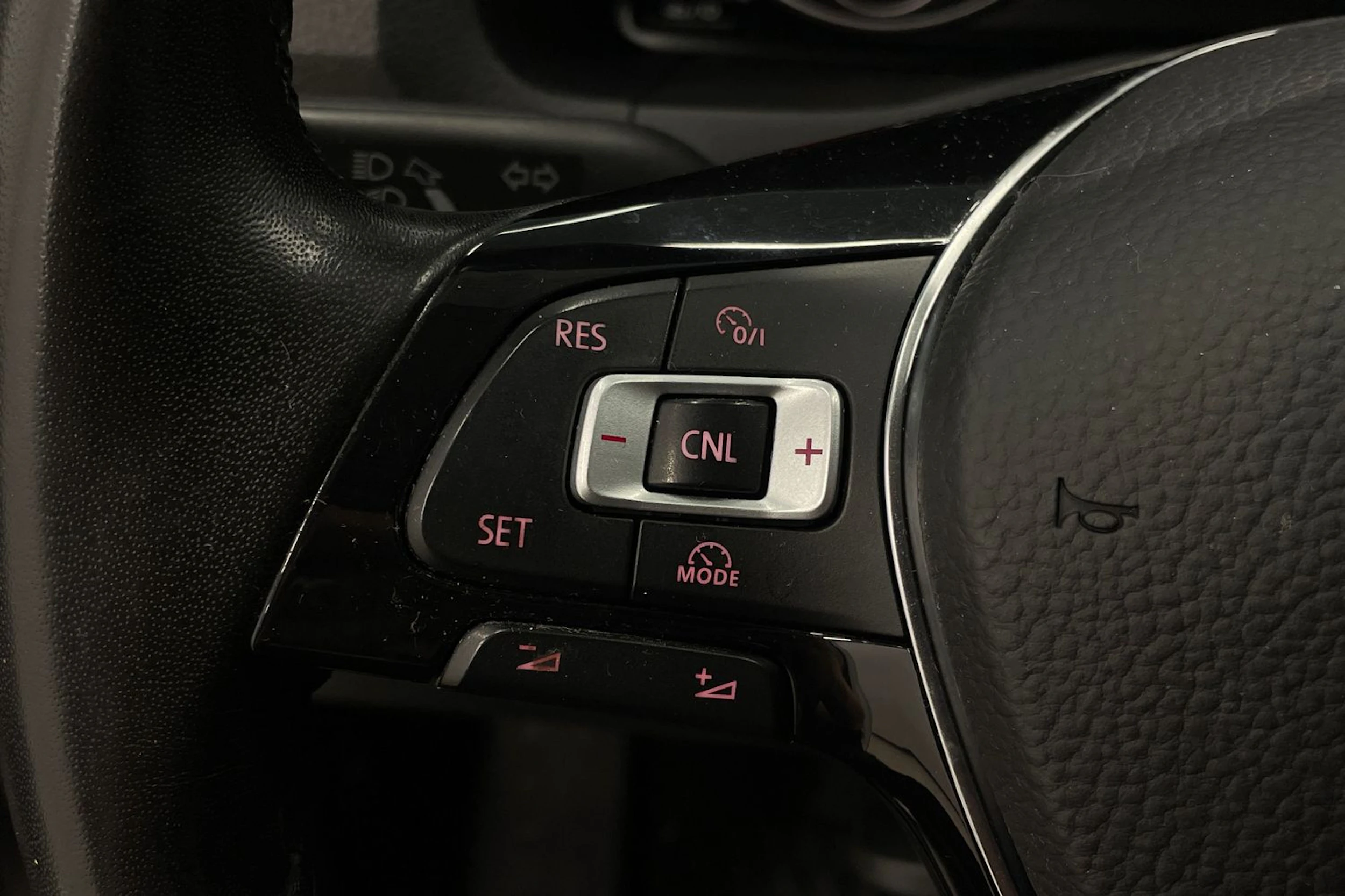 Valkoinen Volkswagen Caddy Maxi 2019 kuva 17.