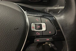 Valkoinen Volkswagen Caddy Maxi 2019 kuva 18.