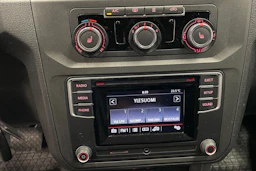 Valkoinen Volkswagen Caddy Maxi 2019 kuva 21.