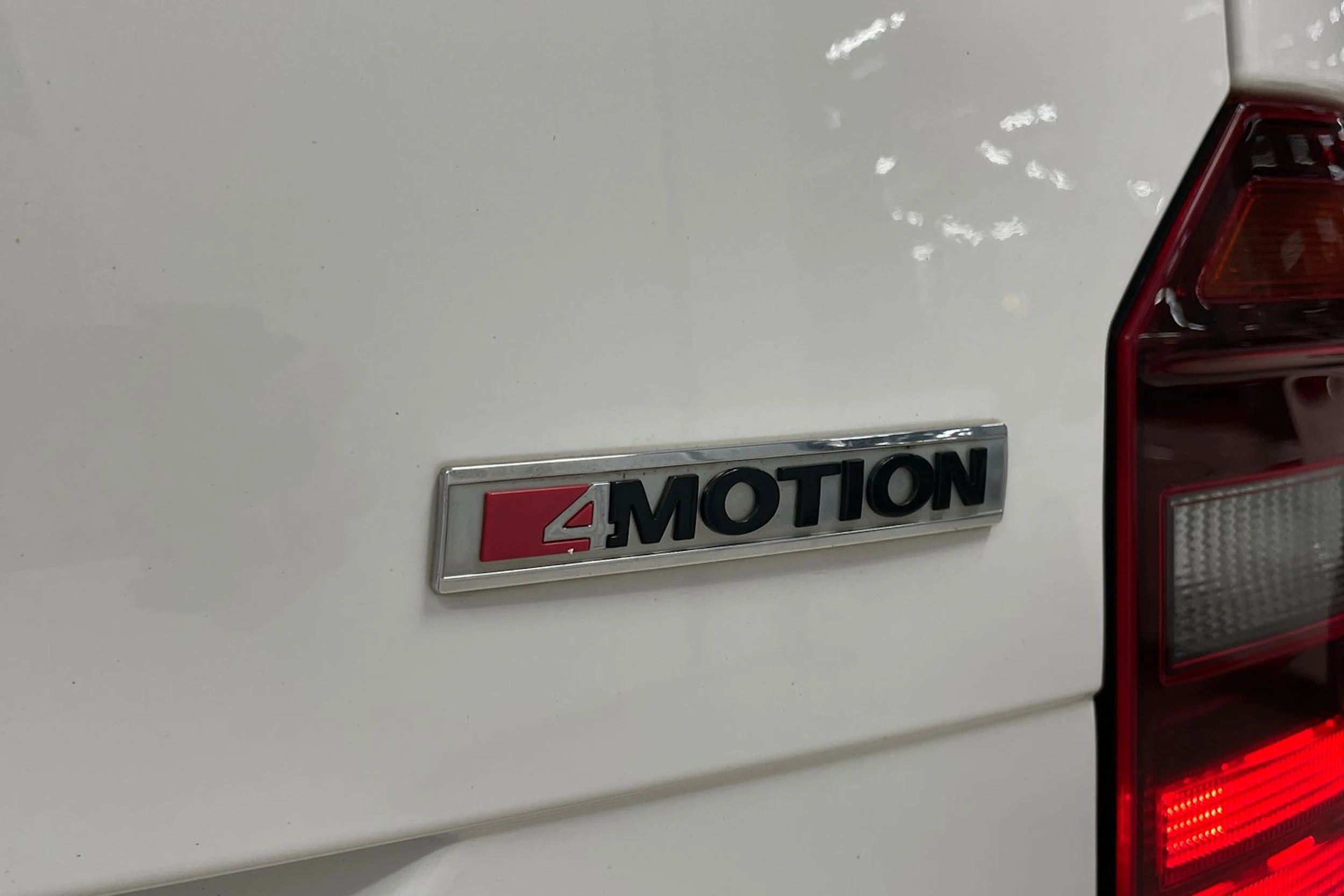 Valkoinen Volkswagen Caddy Maxi 2019 kuva 23.